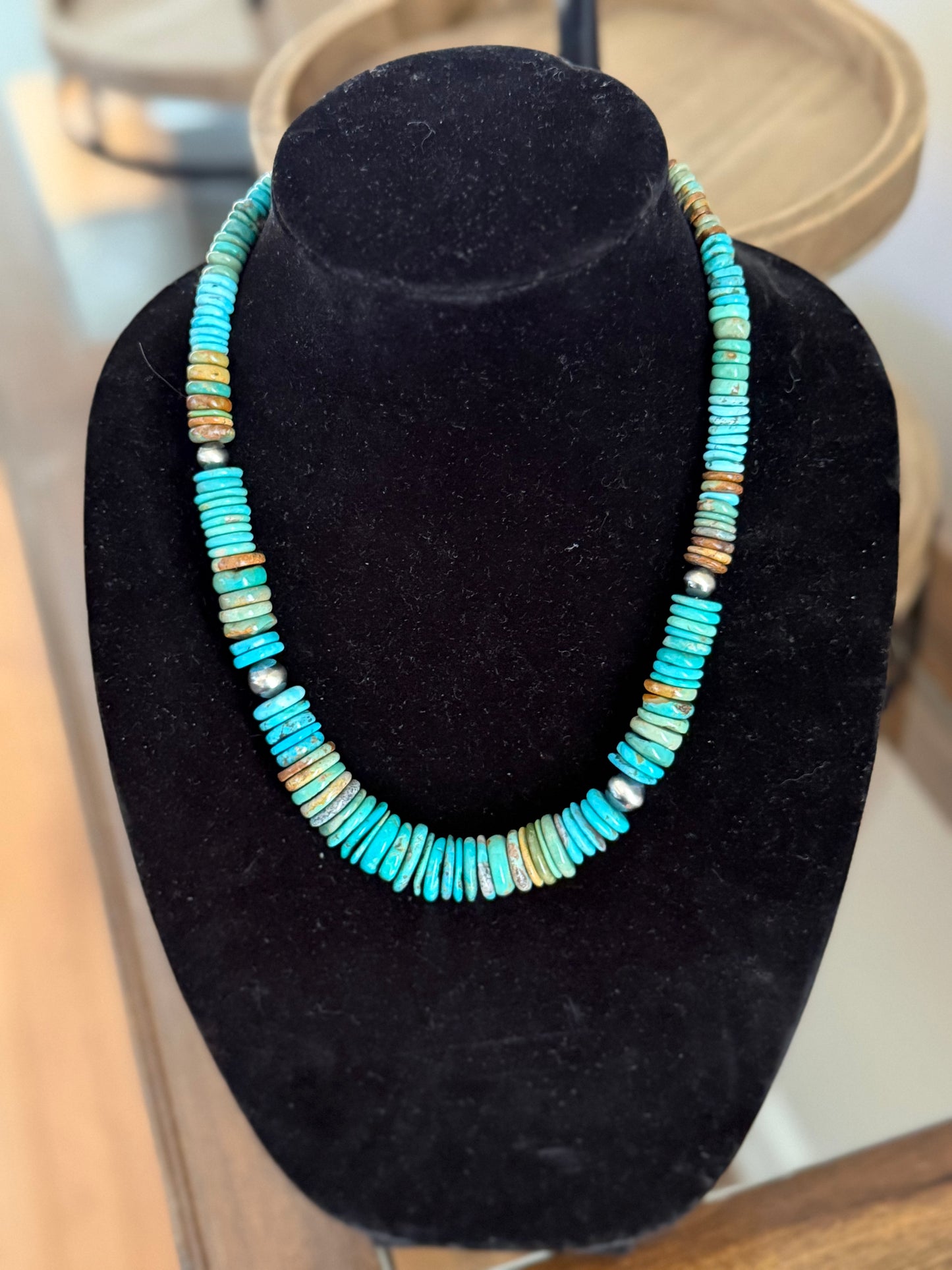 natural kingman turquoise graduated necklace