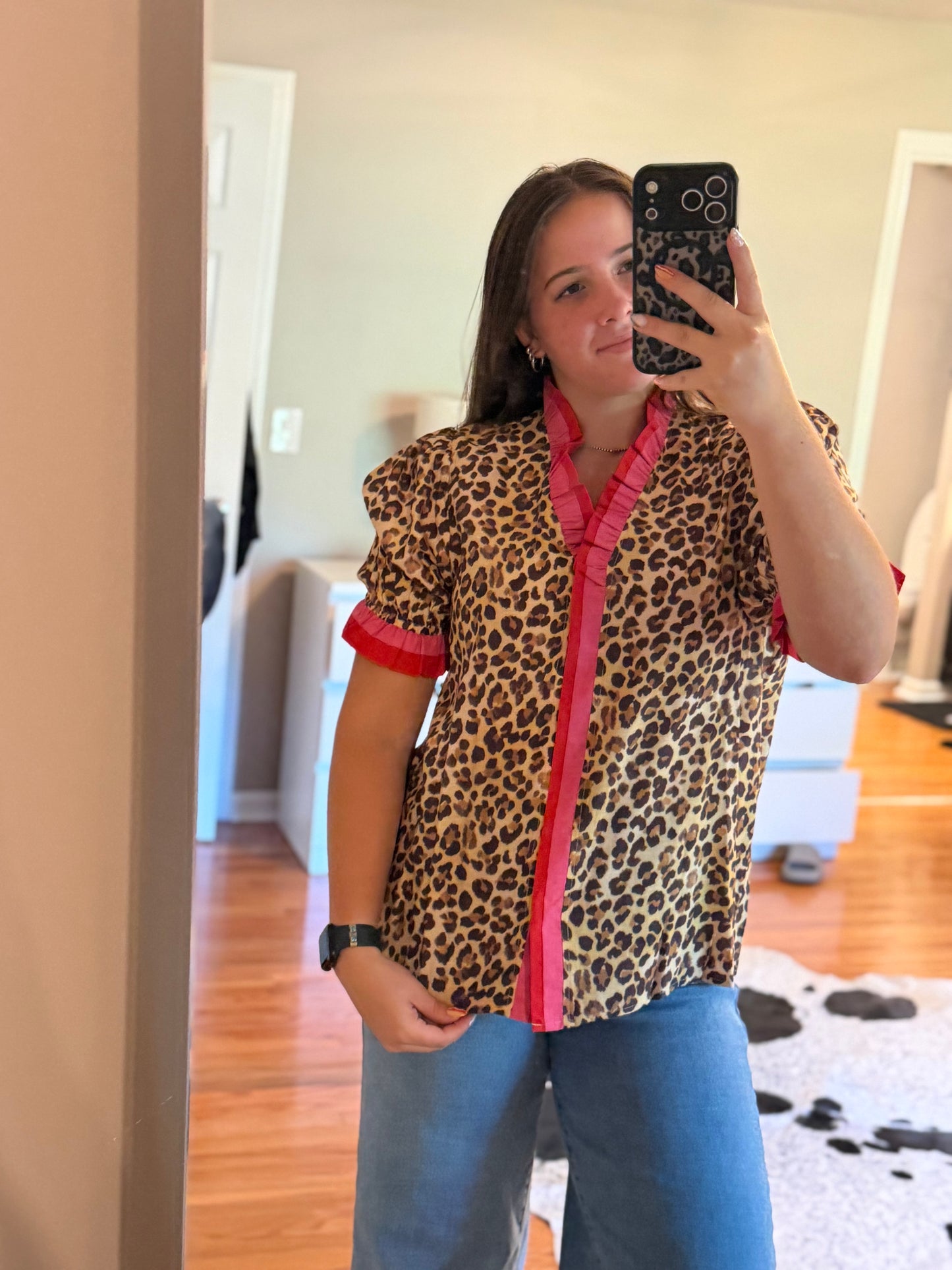 LEOPARD PRINTED WOVEN CONTRAST EDGE RUFFLED BLOUSE
