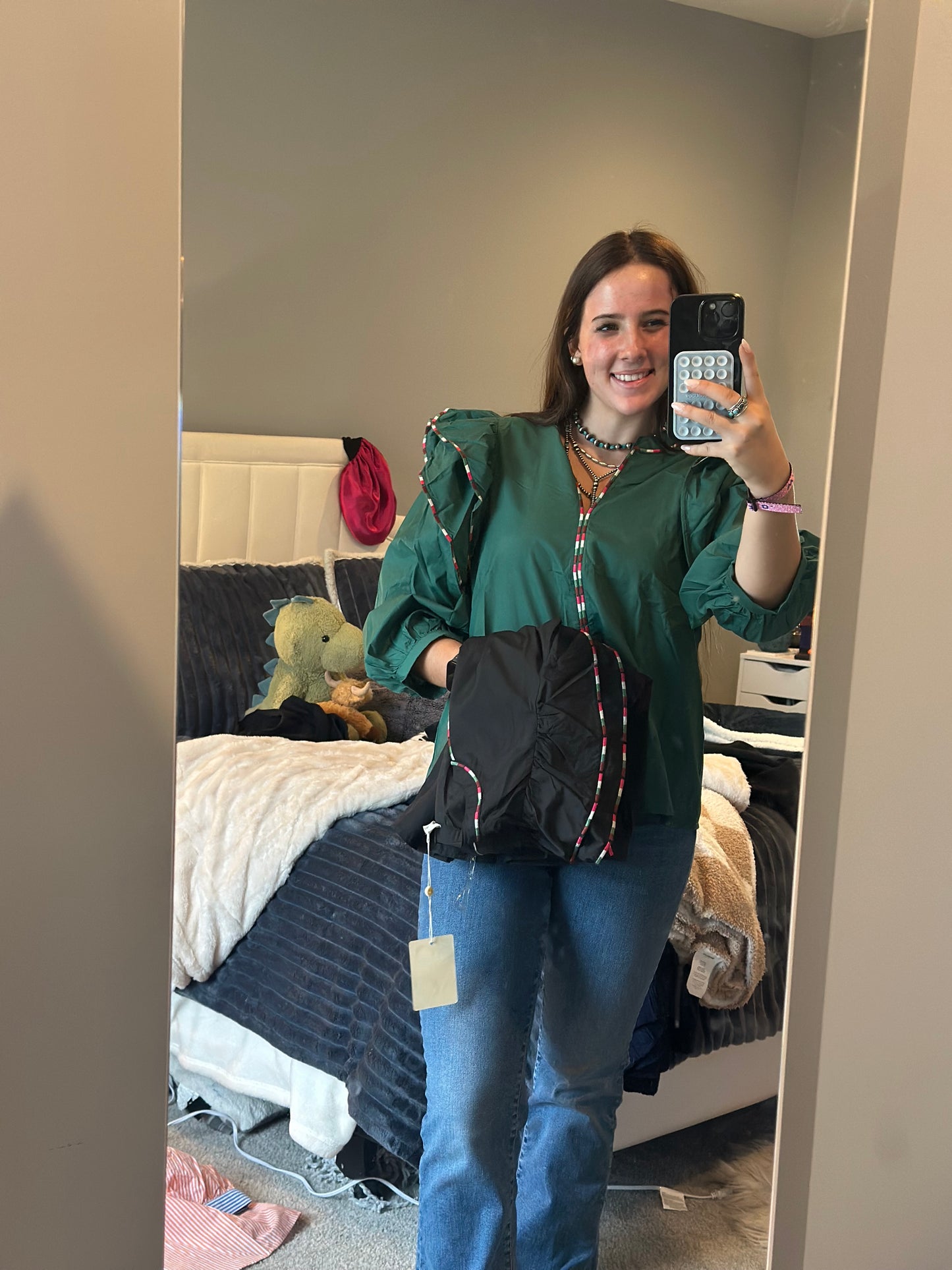 Ruffle Shoulder Contrast quarter sleeve blouse