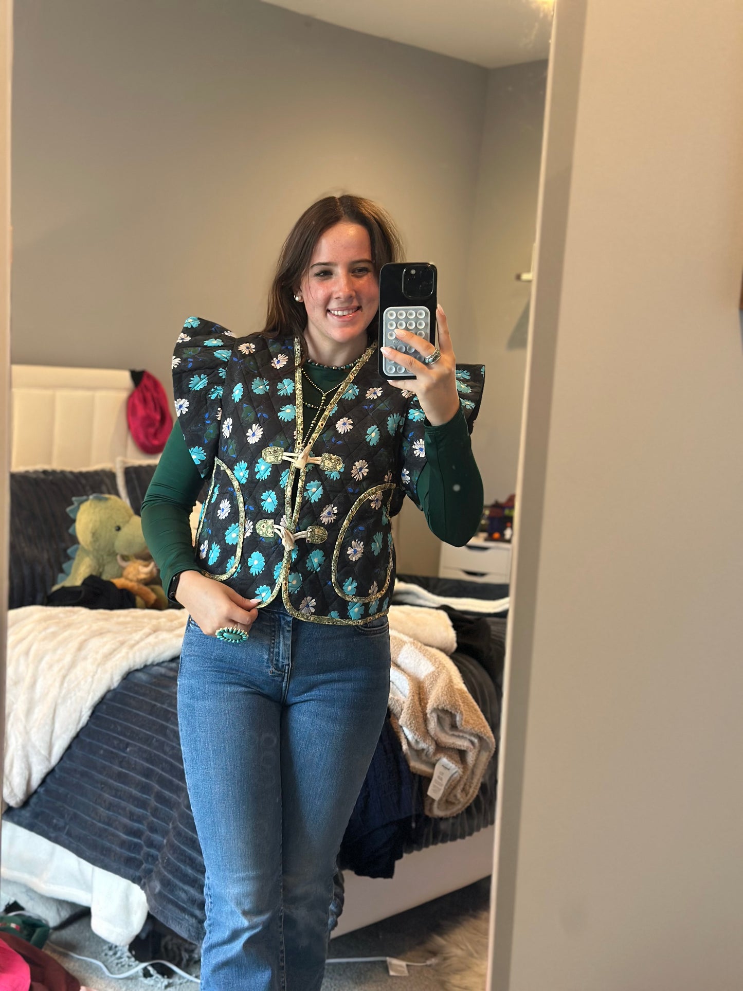 Floral print quilted puff ruffle sleeve vest