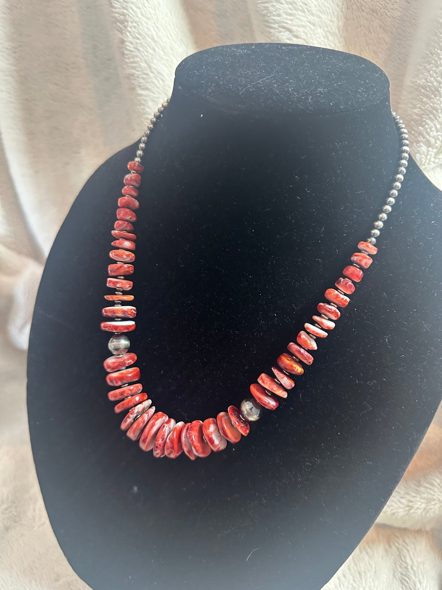 8-18mm red spiny graduated necklace