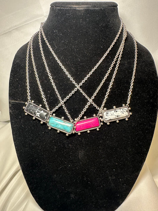 Ball TXR Bar Hand Stone Necklace