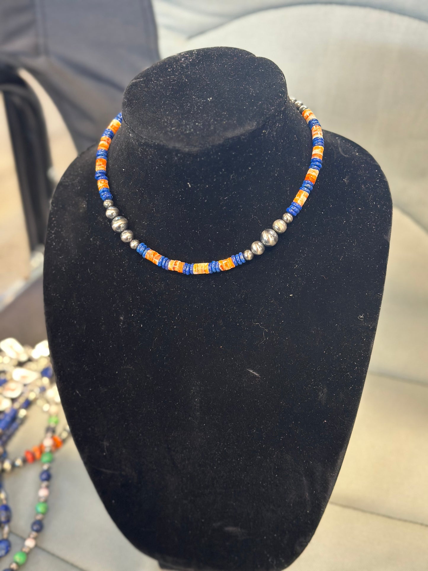 Graduated pearl x blue lapis + orange spiny necklace