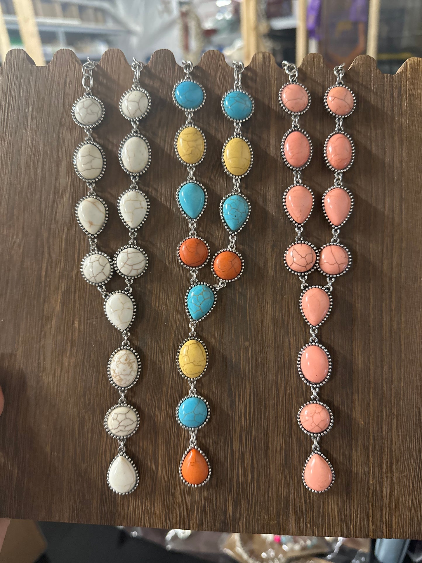 Western Cabochon Stone Y Necklace