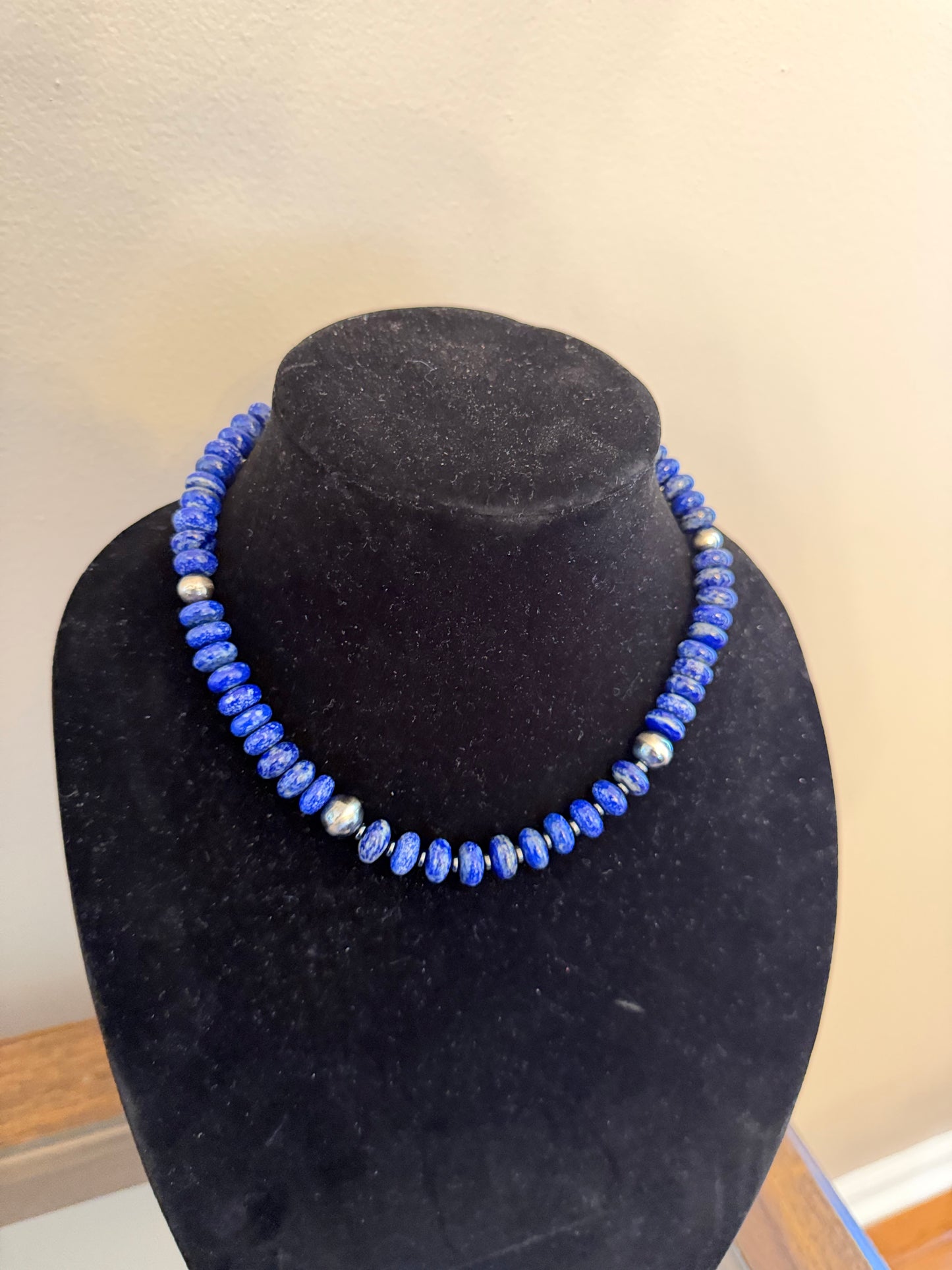 Blue lapis rondelle x 4-10mm pearl necklace