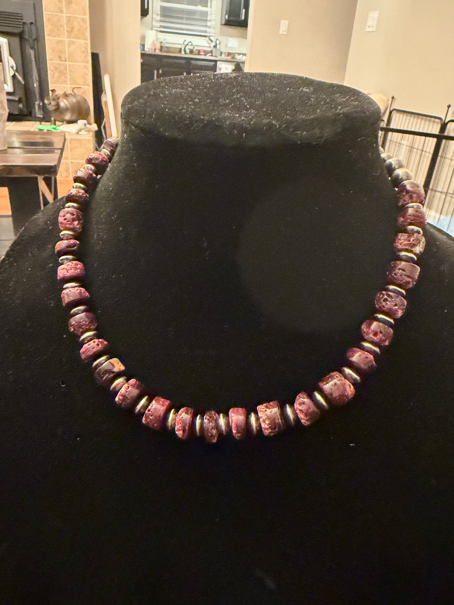 Purple spiny x saucer pearl necklace