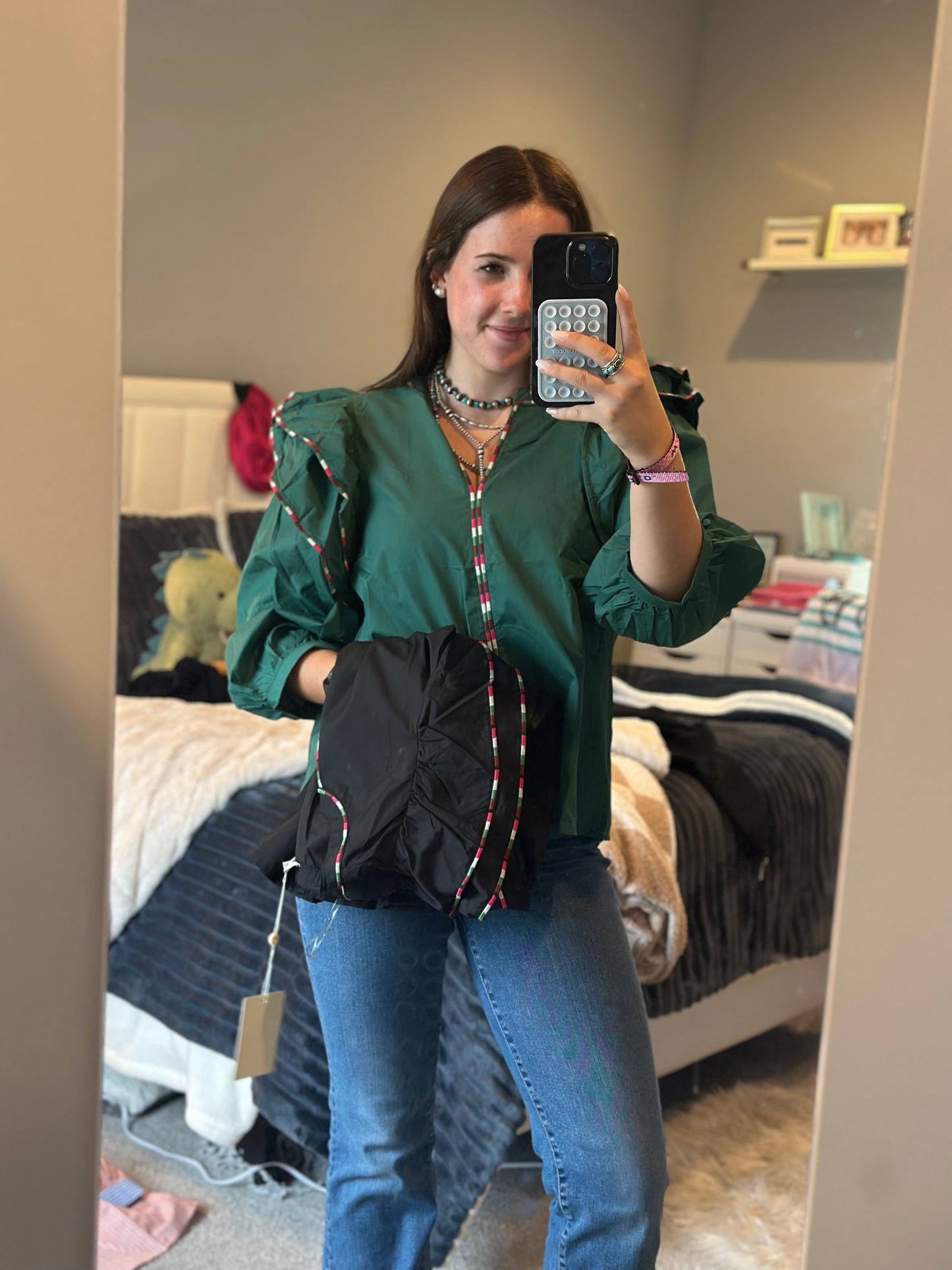 Ruffle Shoulder Contrast quarter sleeve blouse