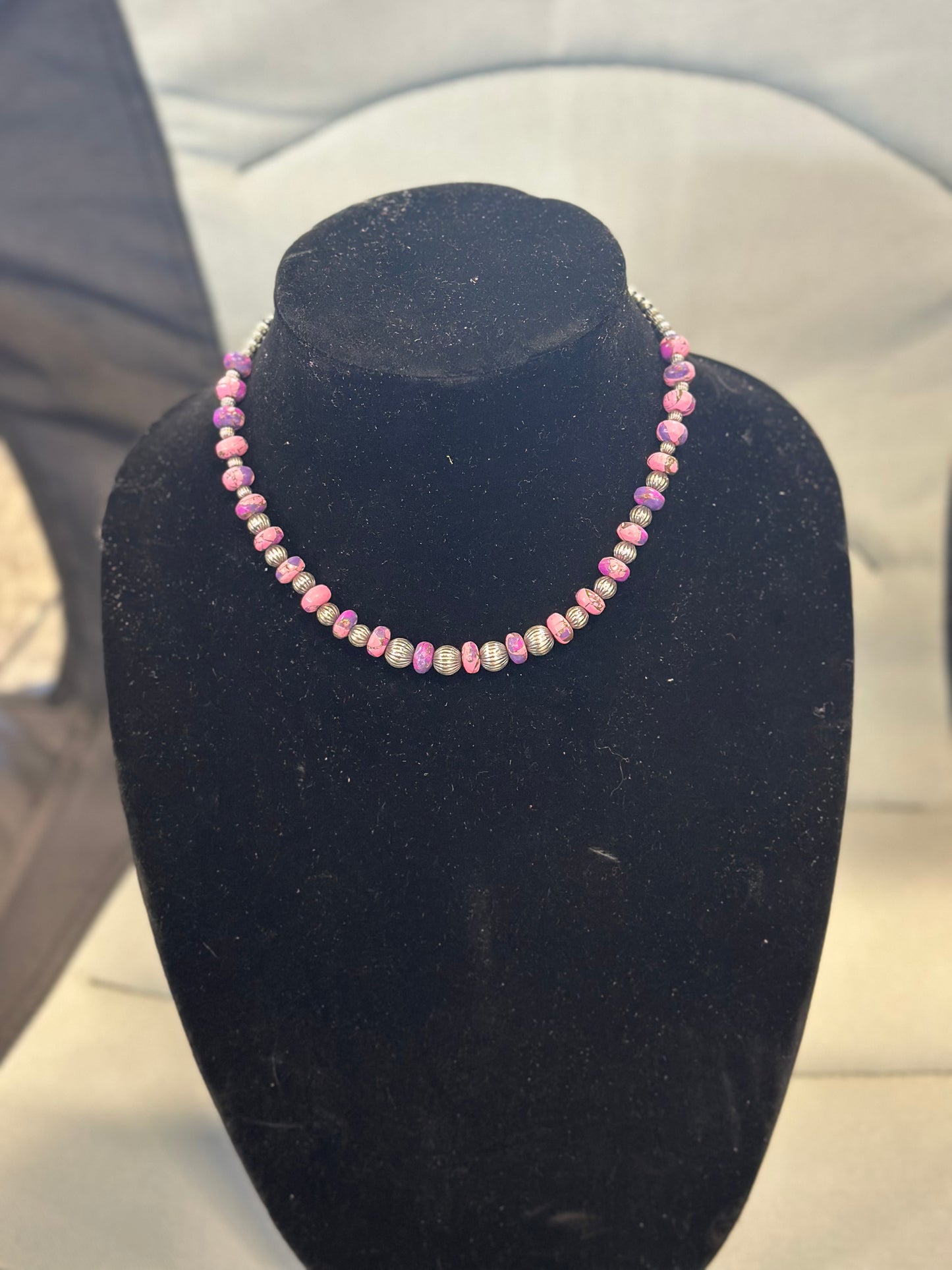 Natural Mohave x corrugated pearl necklace
