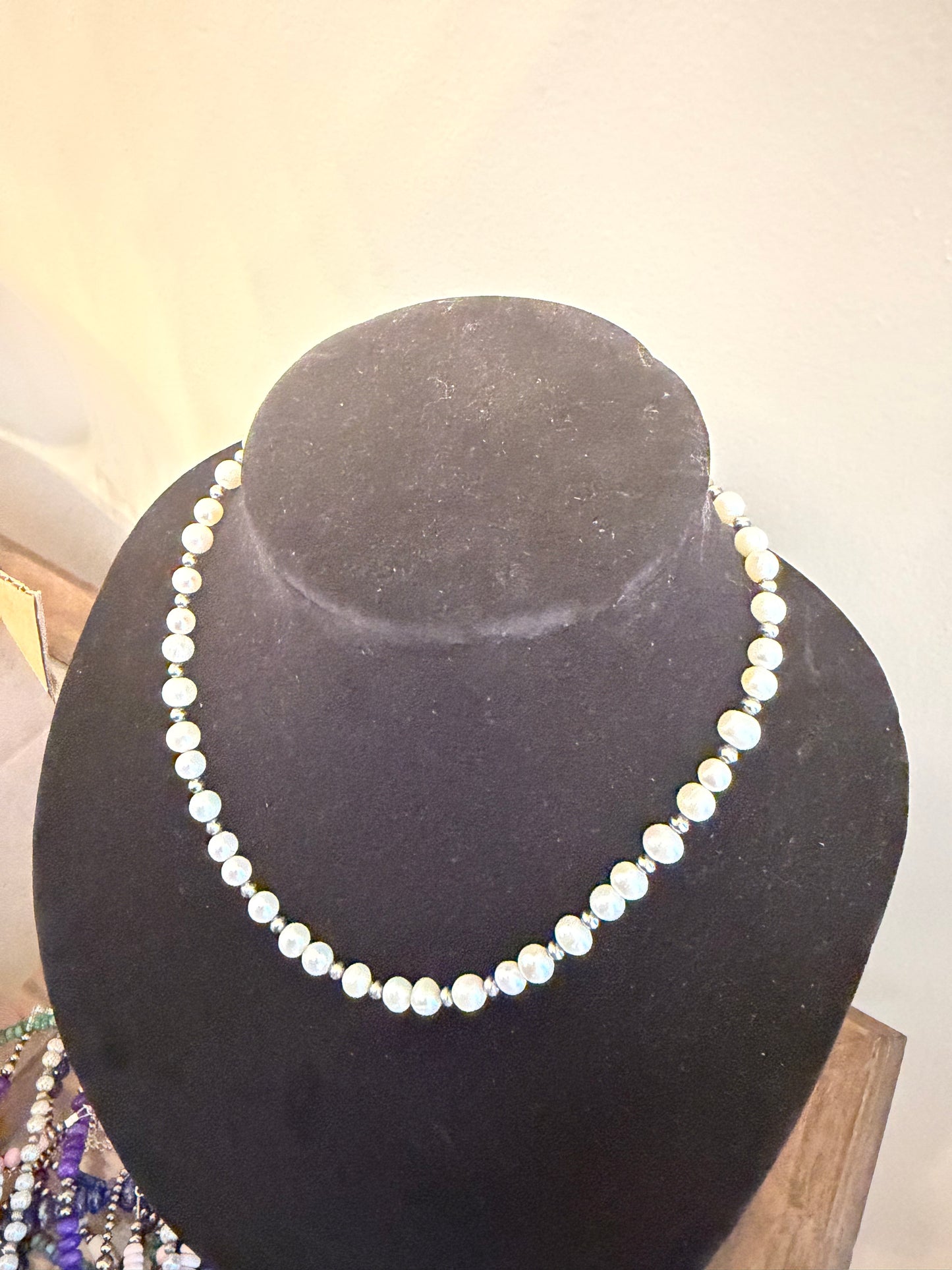 Freshwater pearl x 4mm pearl necklace