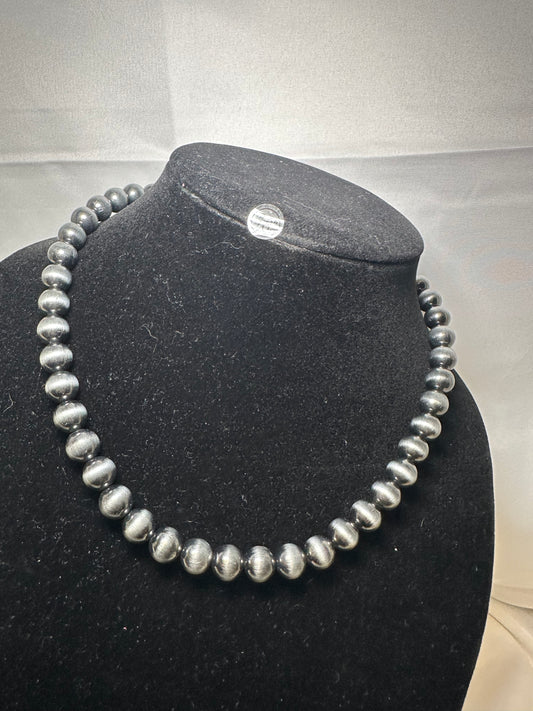Navajo Style Bead Necklace – Round 10mm - 18"