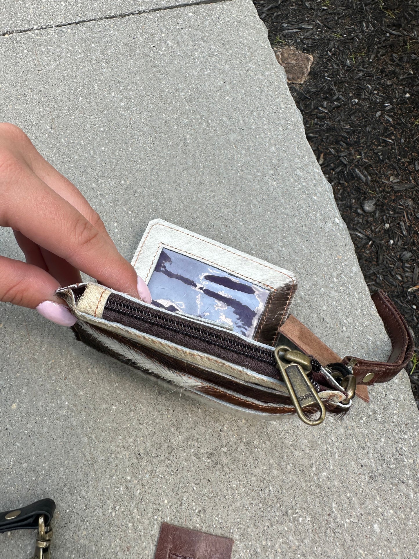 Cowhide Leather Credit Card Holder With Wristlet Zipper Coin Purses *3styles