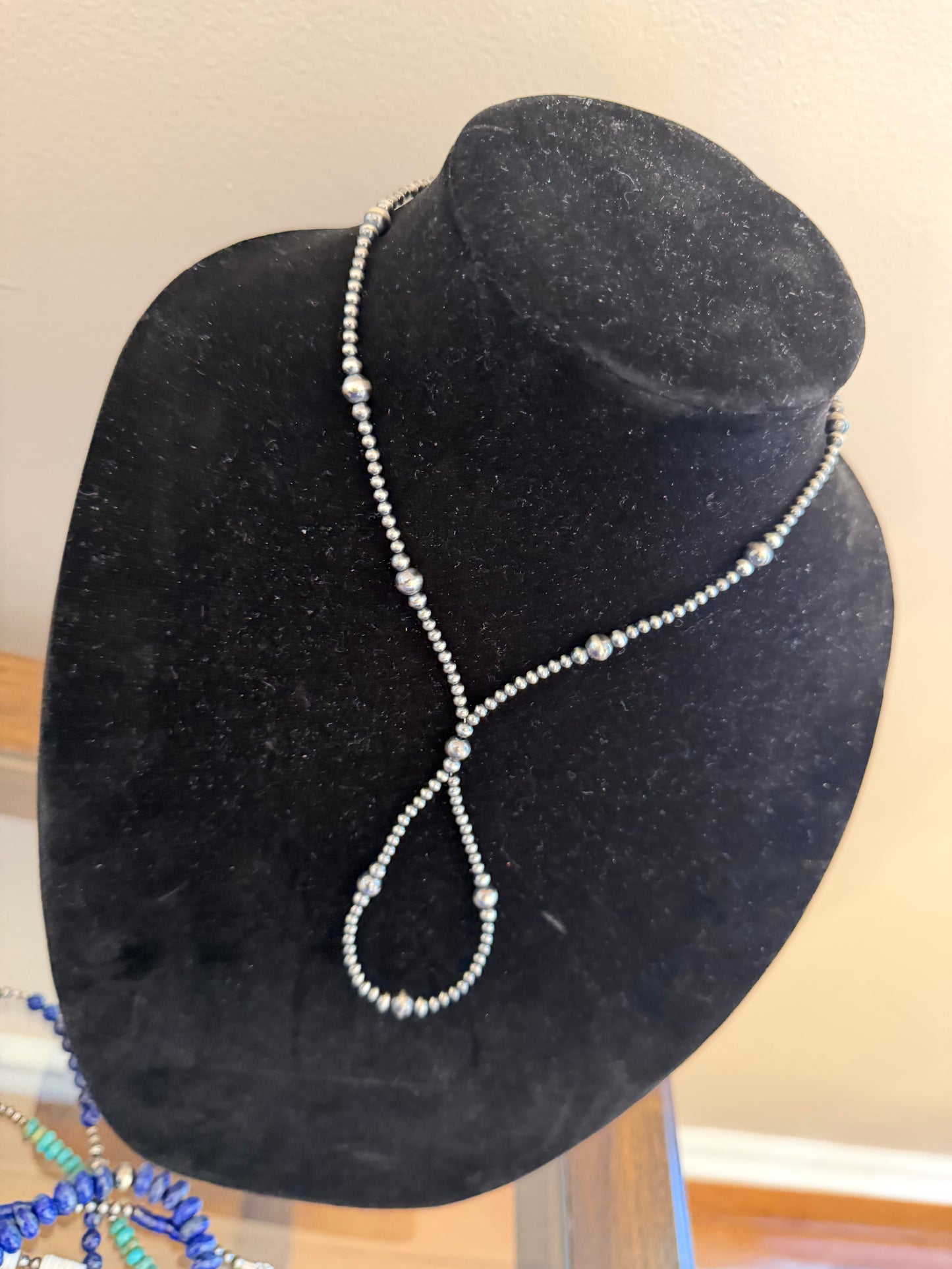 3-6mm graduated lasso necklace