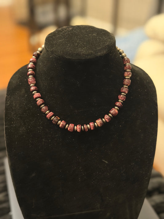 Purple spiny x saucer pearl necklace