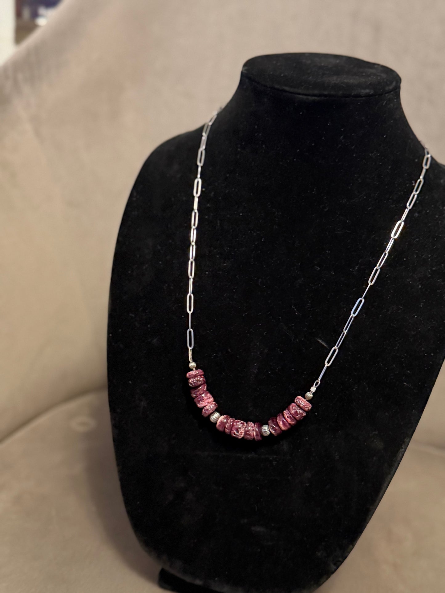 Purple spiny x corrugated pearl bar necklace