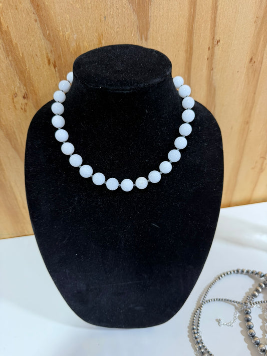 Quartz x hematite stone necklace