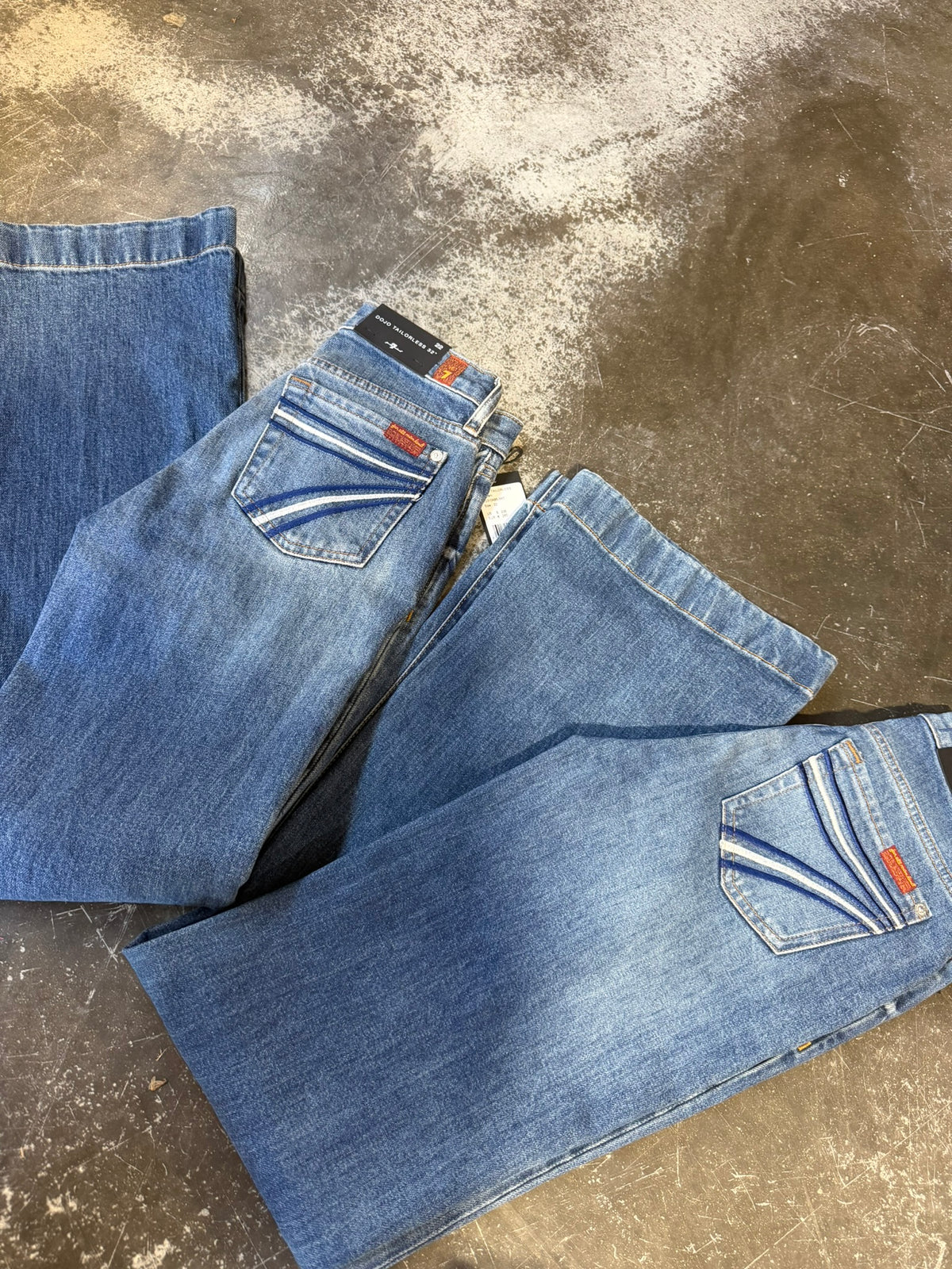 7 FOR ALL MANKIND DOJO JEANS  - 3RT