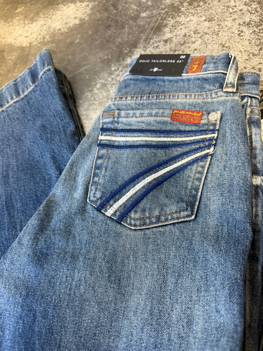 7 FOR ALL MANKIND DOJO JEANS  - 3RT