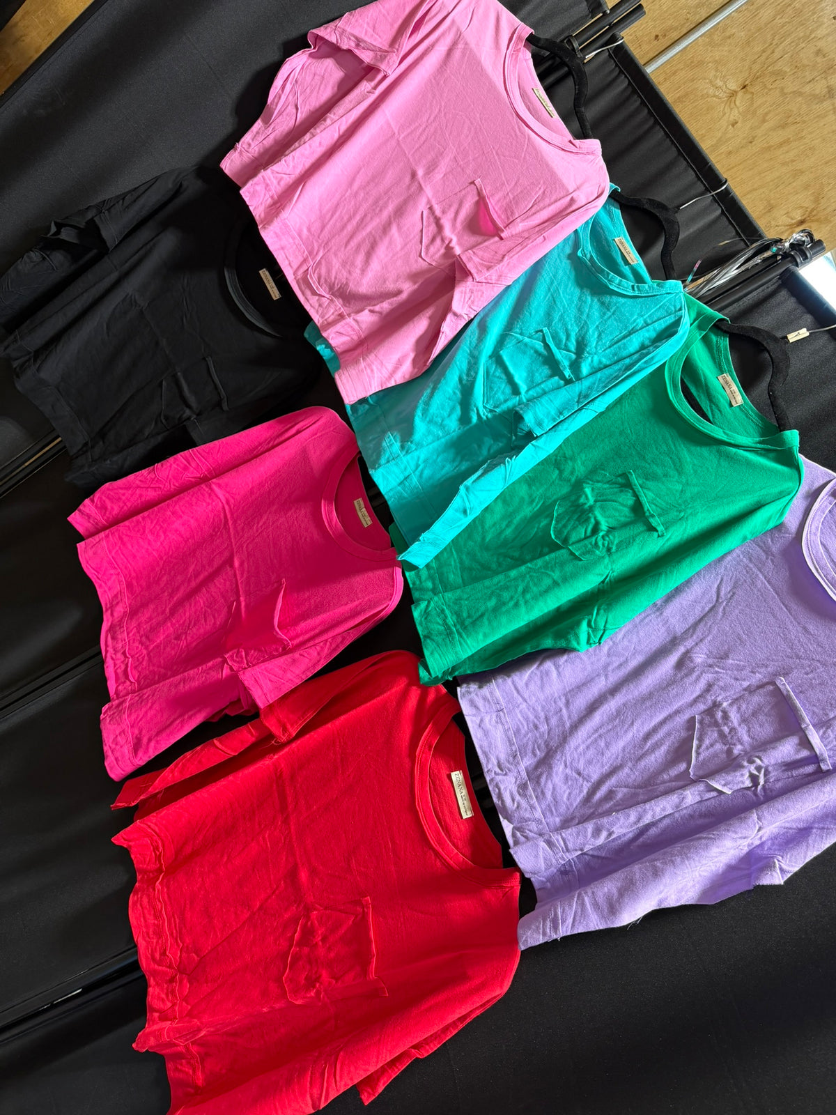 Exposed seam oversized crop box tee
