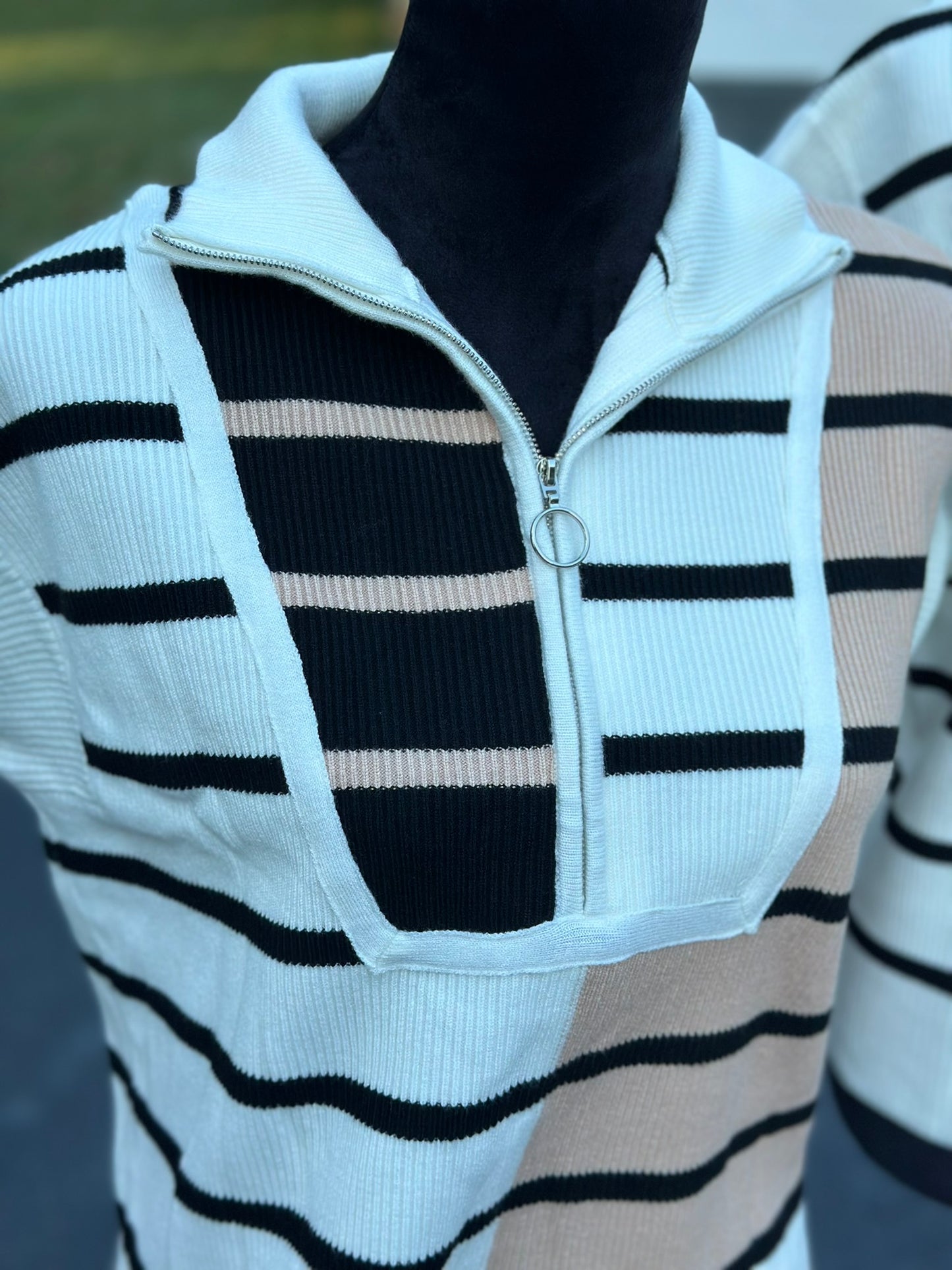 Black Stripe Colorblock Quarter Zip Collar Sweater Vest