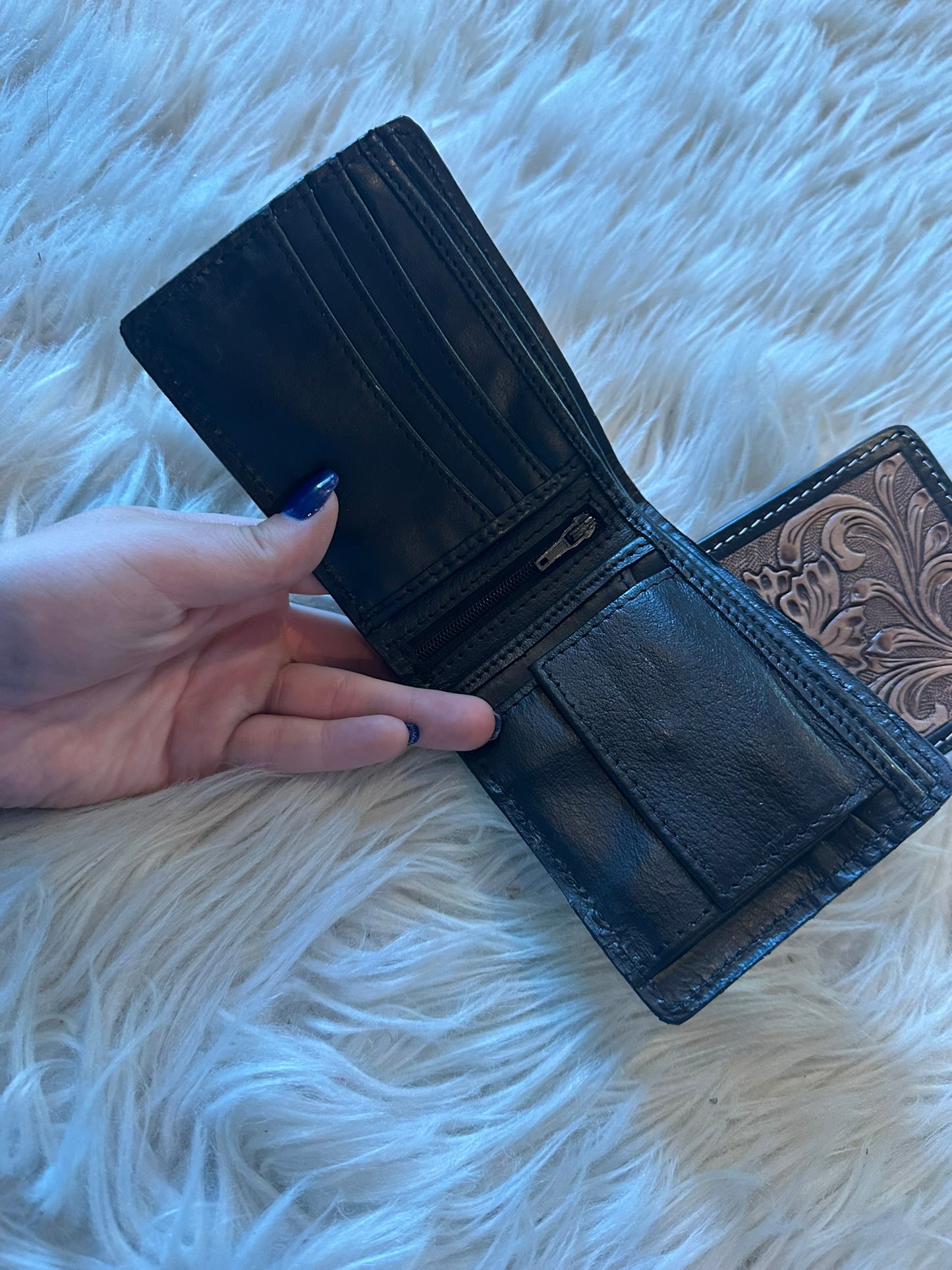 Hand Tooled Leather Bifold Short Mens Wallet