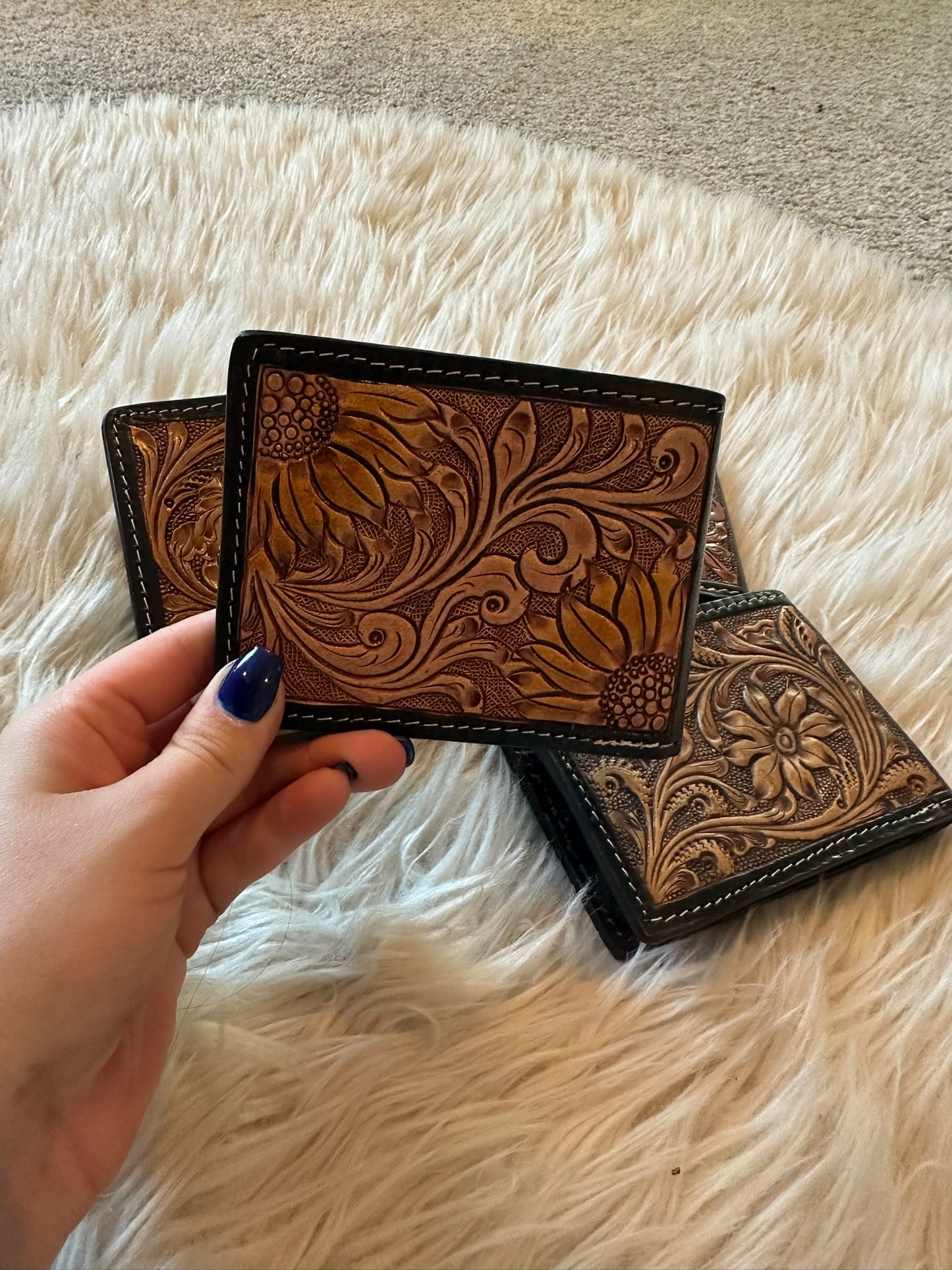 Hand Tooled Leather Bifold Short Mens Wallet