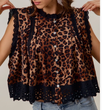 Leopard Button Up Pleated Sleeveless Blouse Top