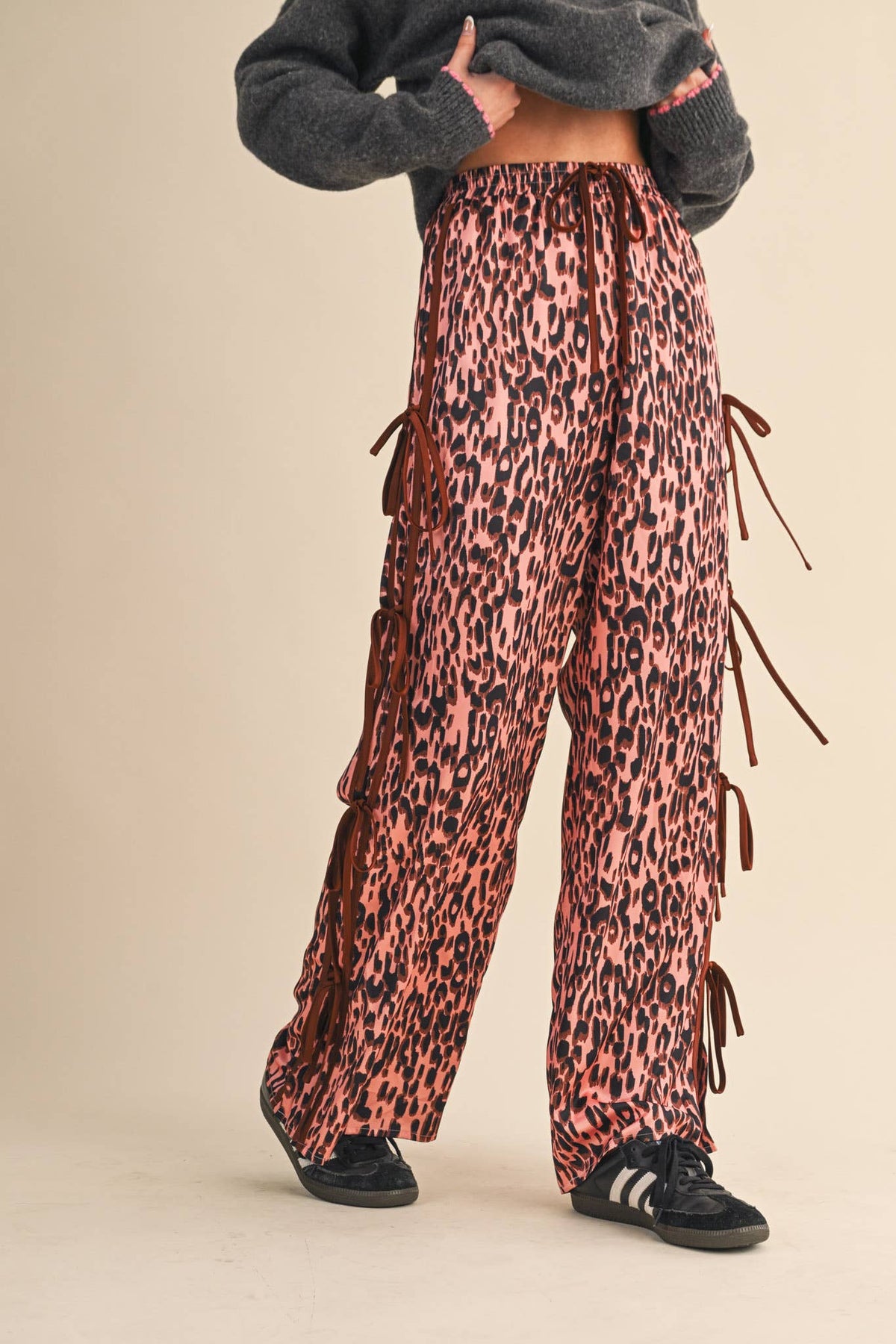 LEOPARD PRINT SIDE TYING WIDE LEG PANTS