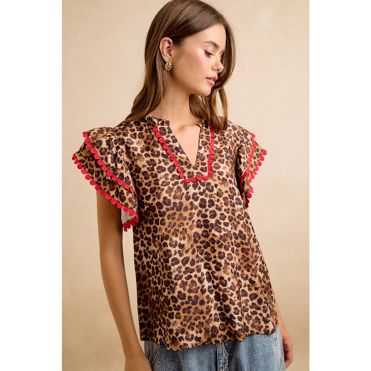 LEOPARD PRINTED WOVEN RIC RAC TRIM V NECK TOP