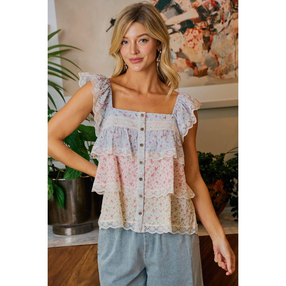 FLORAL COLOR BLOCK LACE TRIMMED RUFFLED TOP
