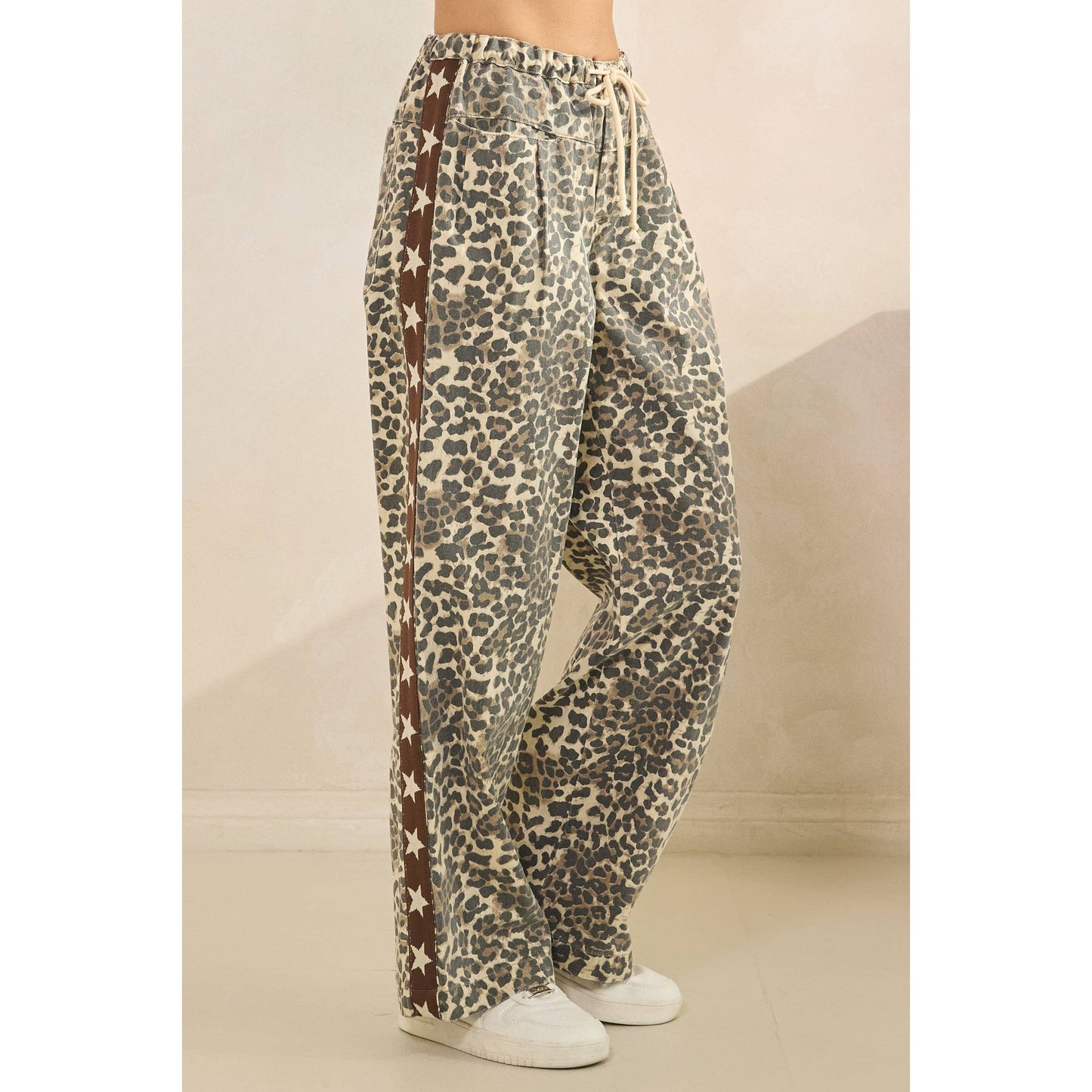 Leopard Printed Striped Wide Legged Pants