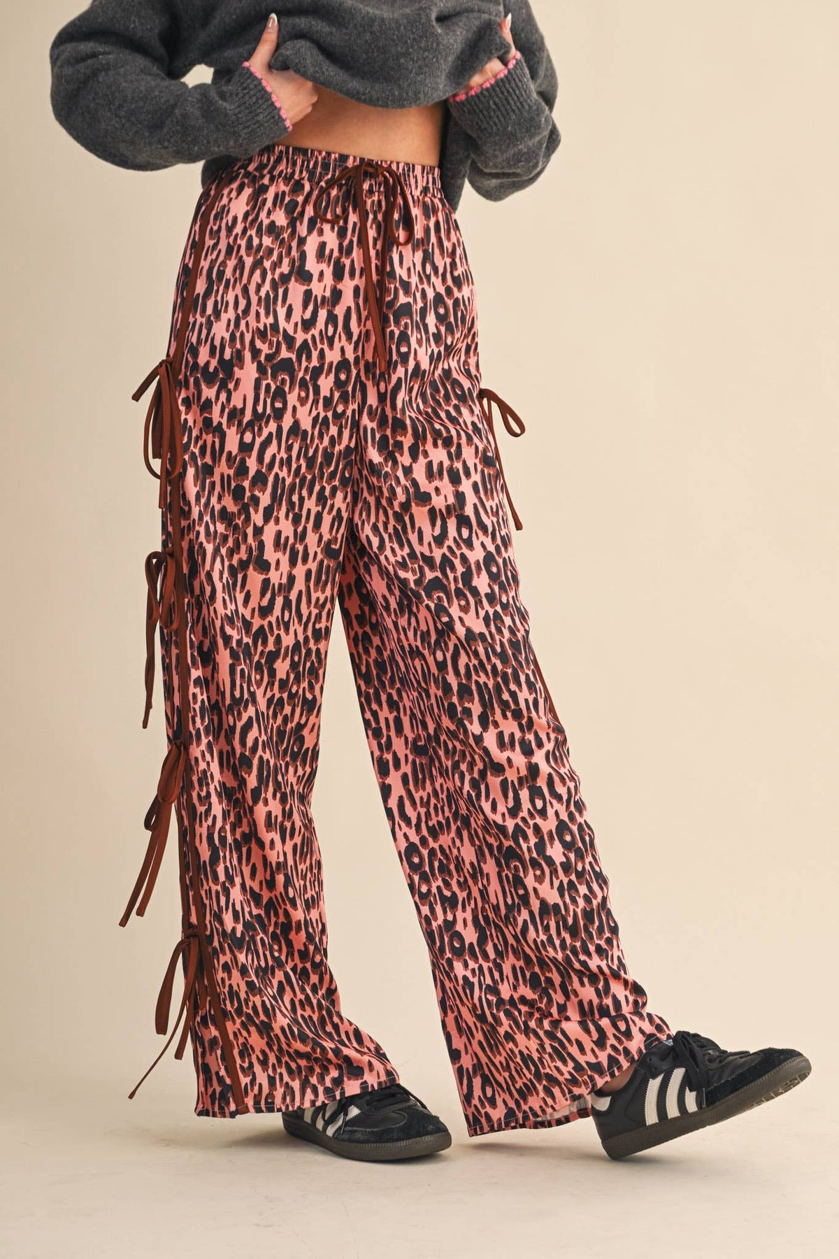 LEOPARD PRINT SIDE TYING WIDE LEG PANTS