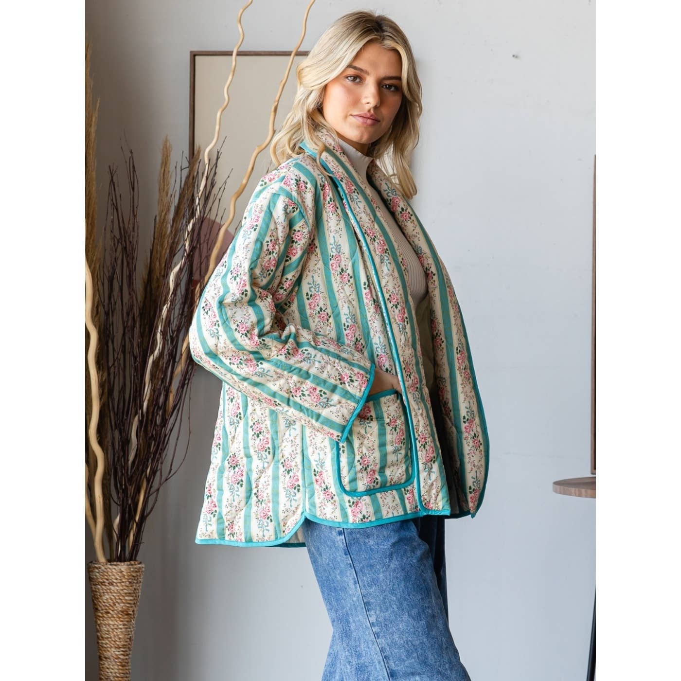 Quilted Stripe Flower Open Jacket