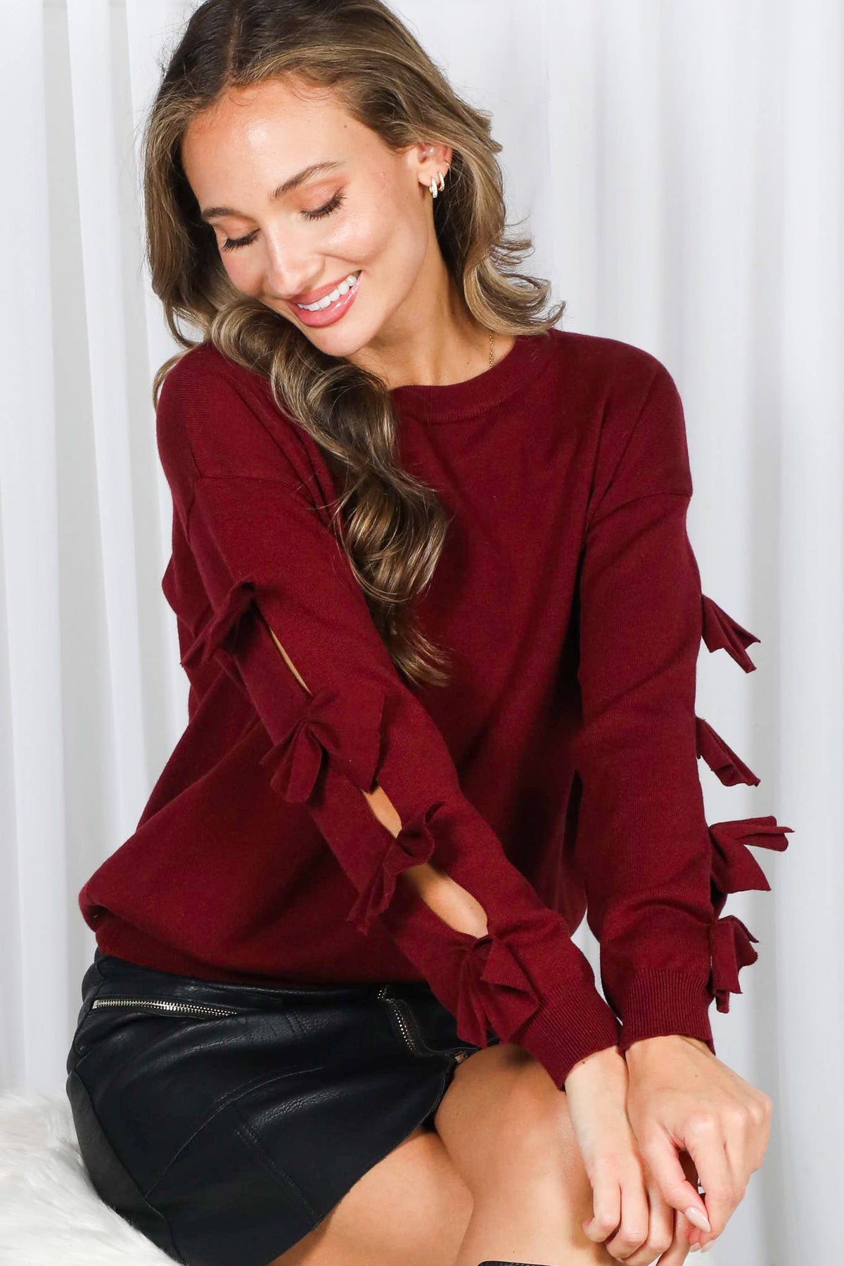 Bow Embellished Crew Neck Long-Sleeve Knit Sweater VT82605